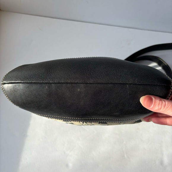 y2k Vintage Coach Black Signature Canvas and Leather Crossbody Bag - Picture 7 of 10